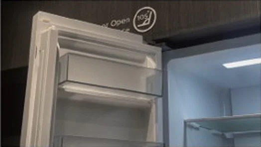 Kapaklar 105° açılır, çekmeceler dışarı çıkar