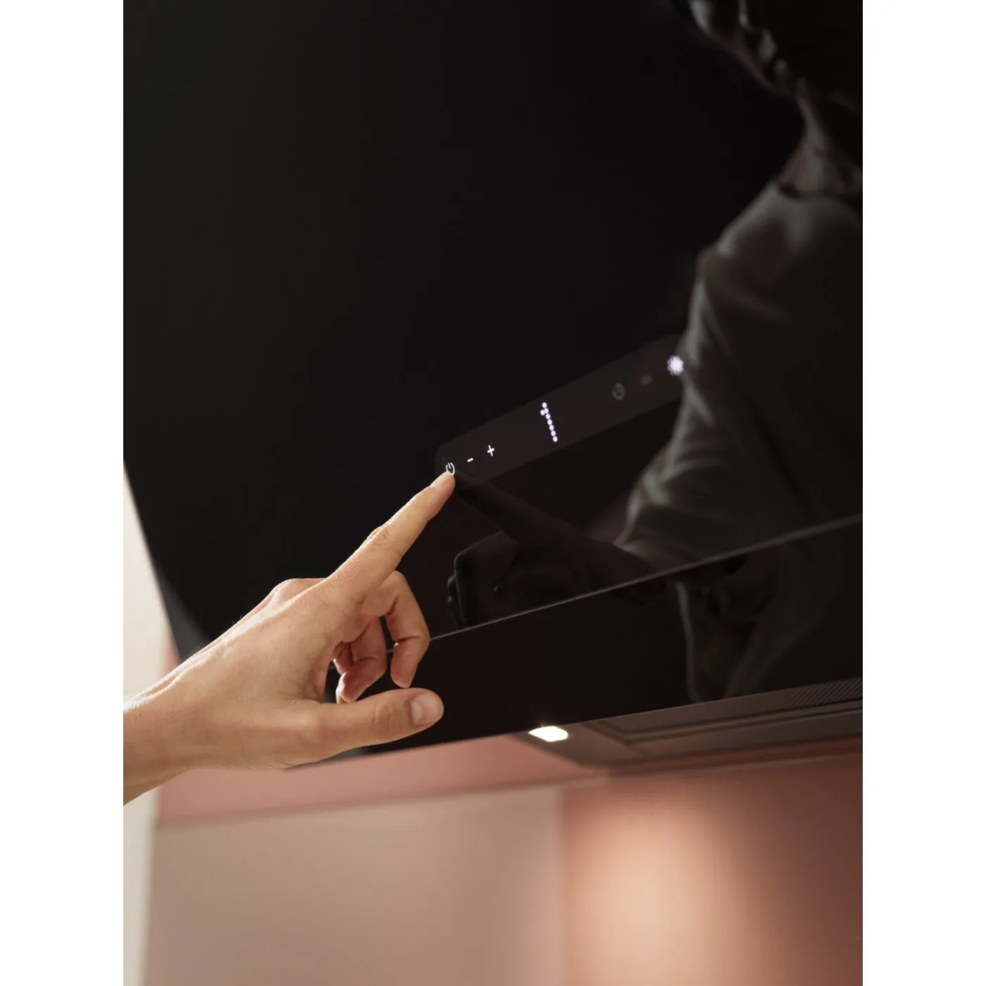 Franke Maris 2.0 Pro 907 90 cm Siyah Cam (Black Glass) Eğik Davlumbaz – görsel 2