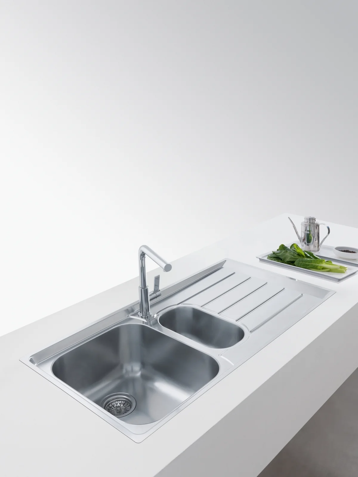 Franke Neptun NEX 251 Çelik Evye Inox – Paslanmaz Çelik · Sol damlalık mutfakta kullanımda (5)