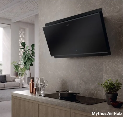 Franke Mythos Air Hub 907 90 cm UV-C Hava Dezenfeksiyonlu Davlumbaz mutfakta kullanımda